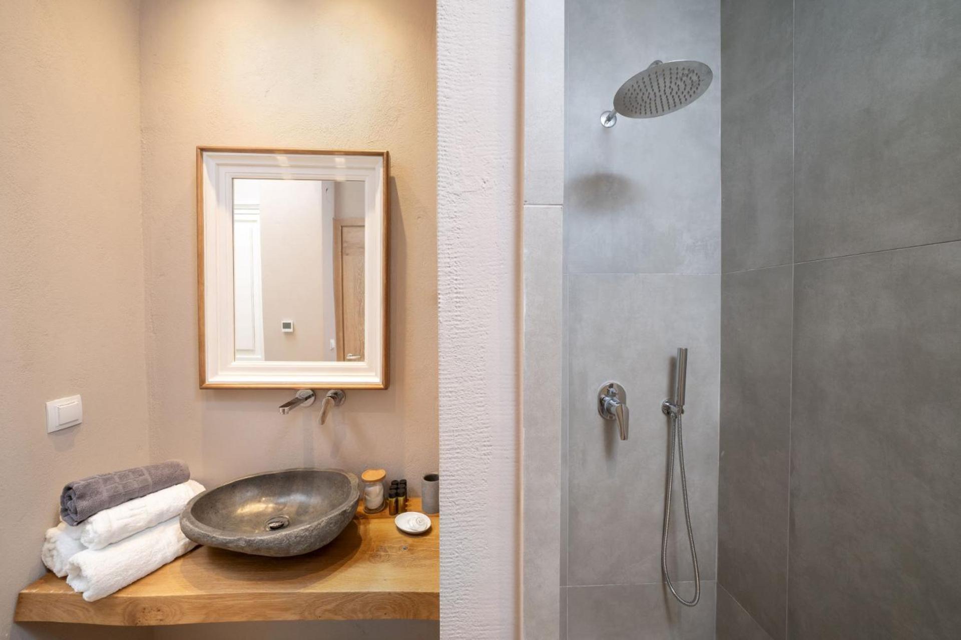 Hotel Kinira Bagian luar foto
